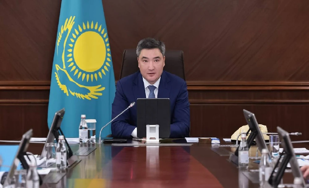 Рост экономики происходит за счет отраслей ненефтяного сектора – Олжас Бектенов